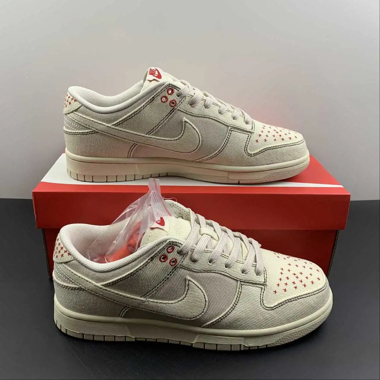 Nike Dunk Low DV0834-100