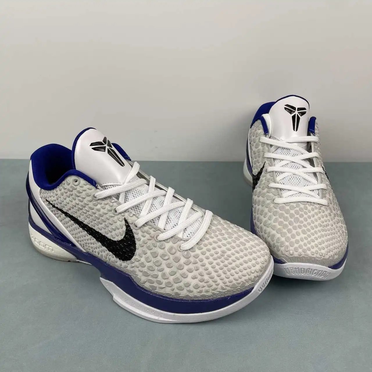 Nike Kobe 429659-100 thumbnail 2