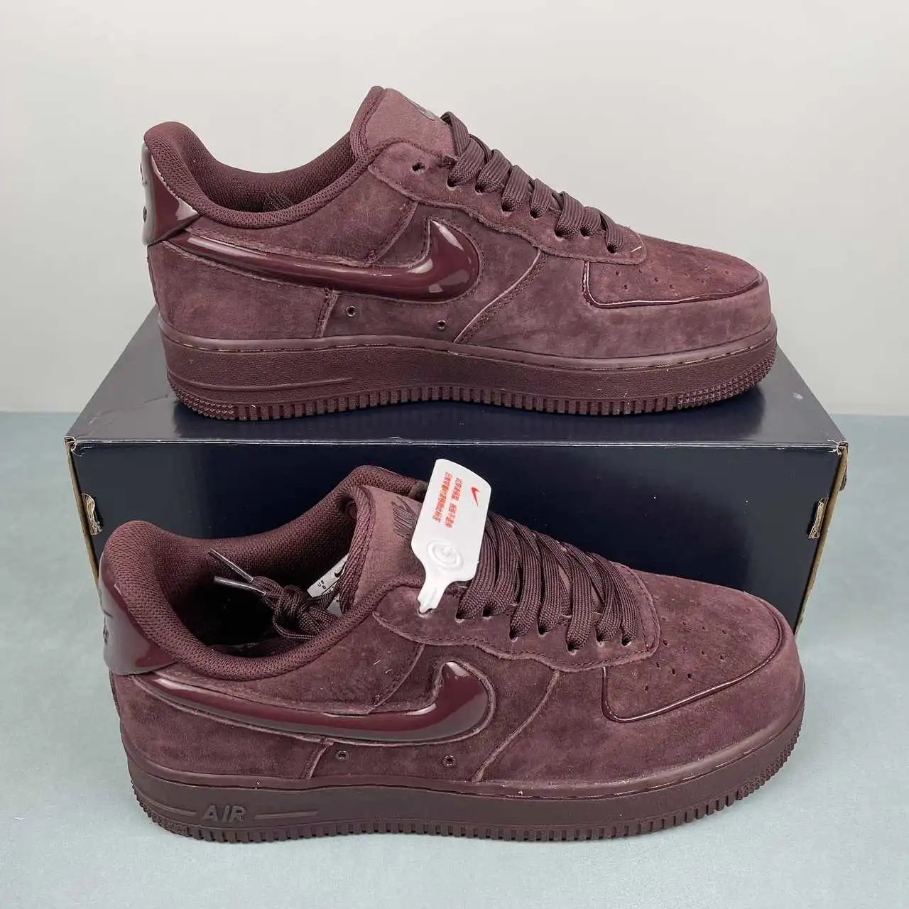 Nike AIR FORCE 1 HV4406-600