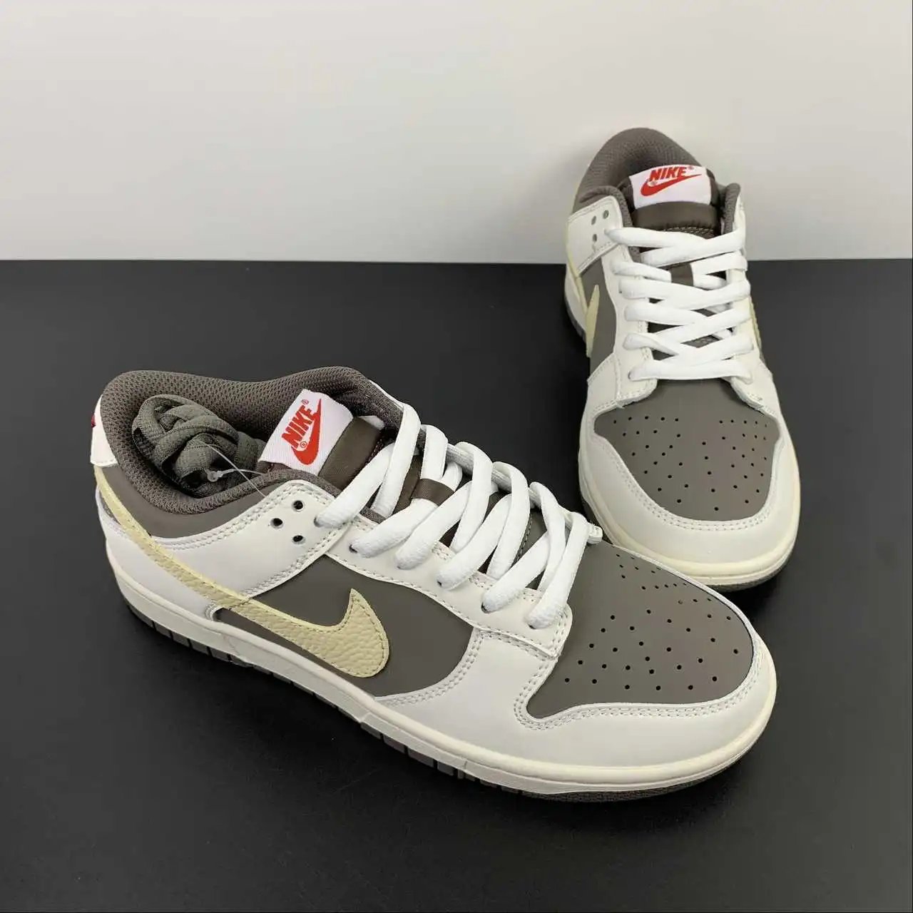 Nike Dunk Low TT3636-023 thumbnail 2