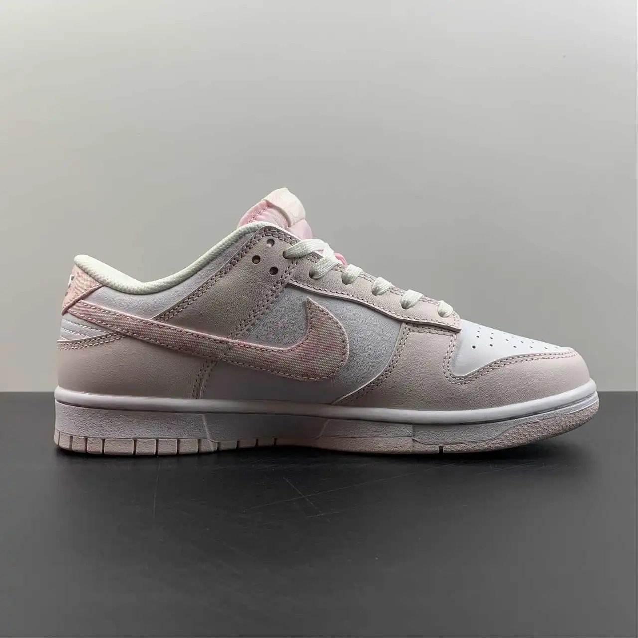 Nike Dunk Low FD1449-100 5