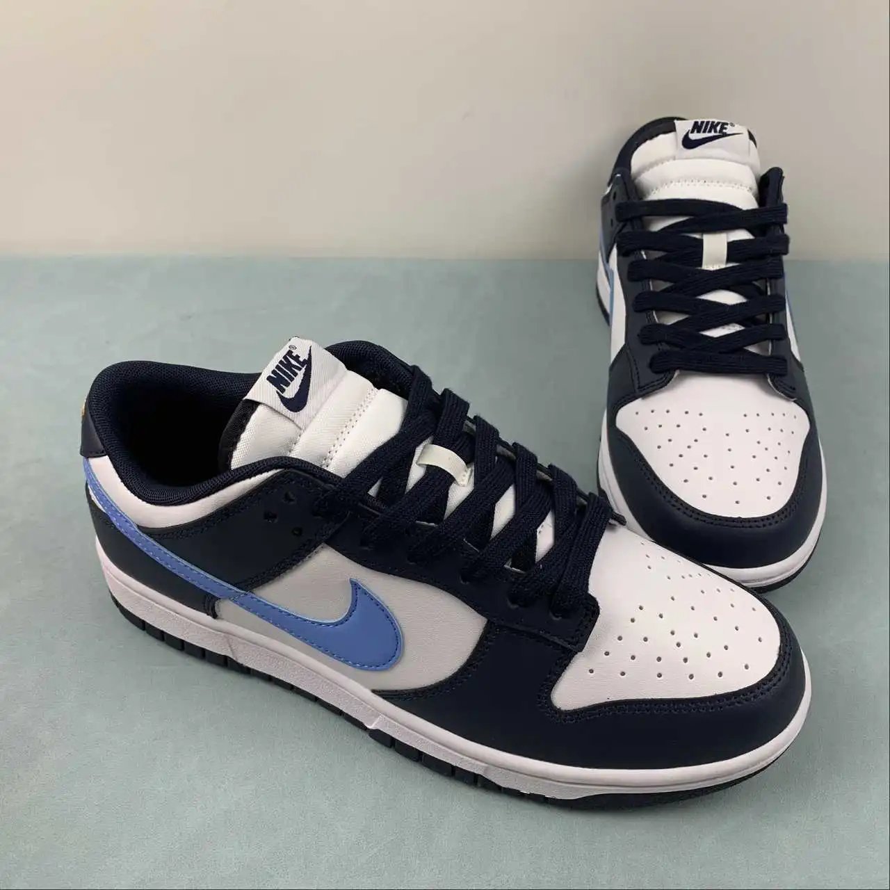 Nike Dunk Low FN7800-400 thumbnail 2
