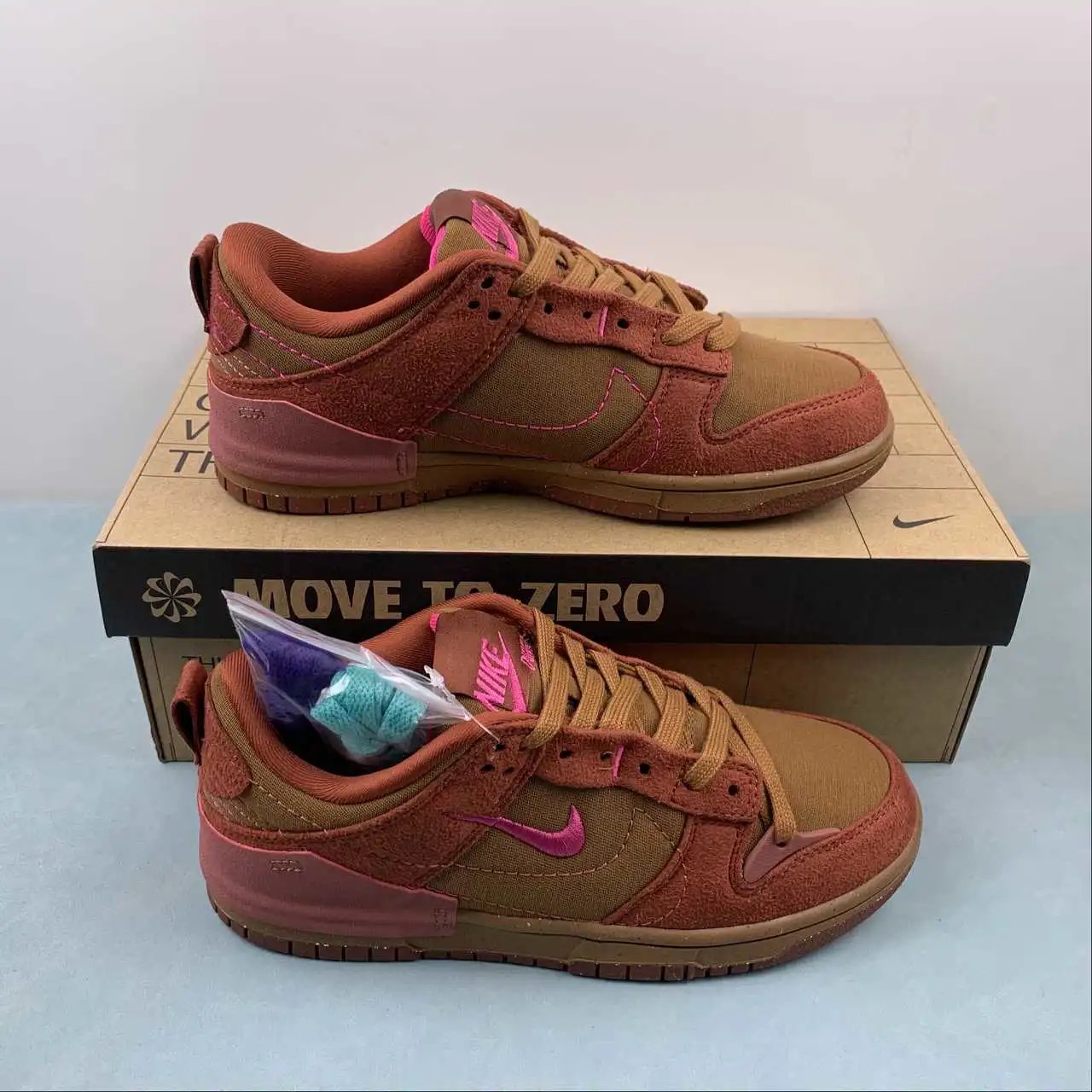 Nike Dunk Low DH4402-200