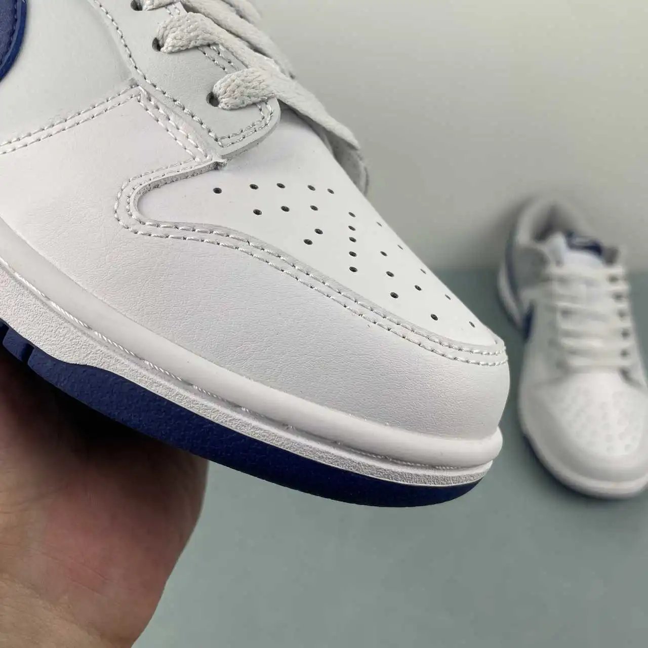 Nike Dunk Low White Grey Blue Color-Blocked 7