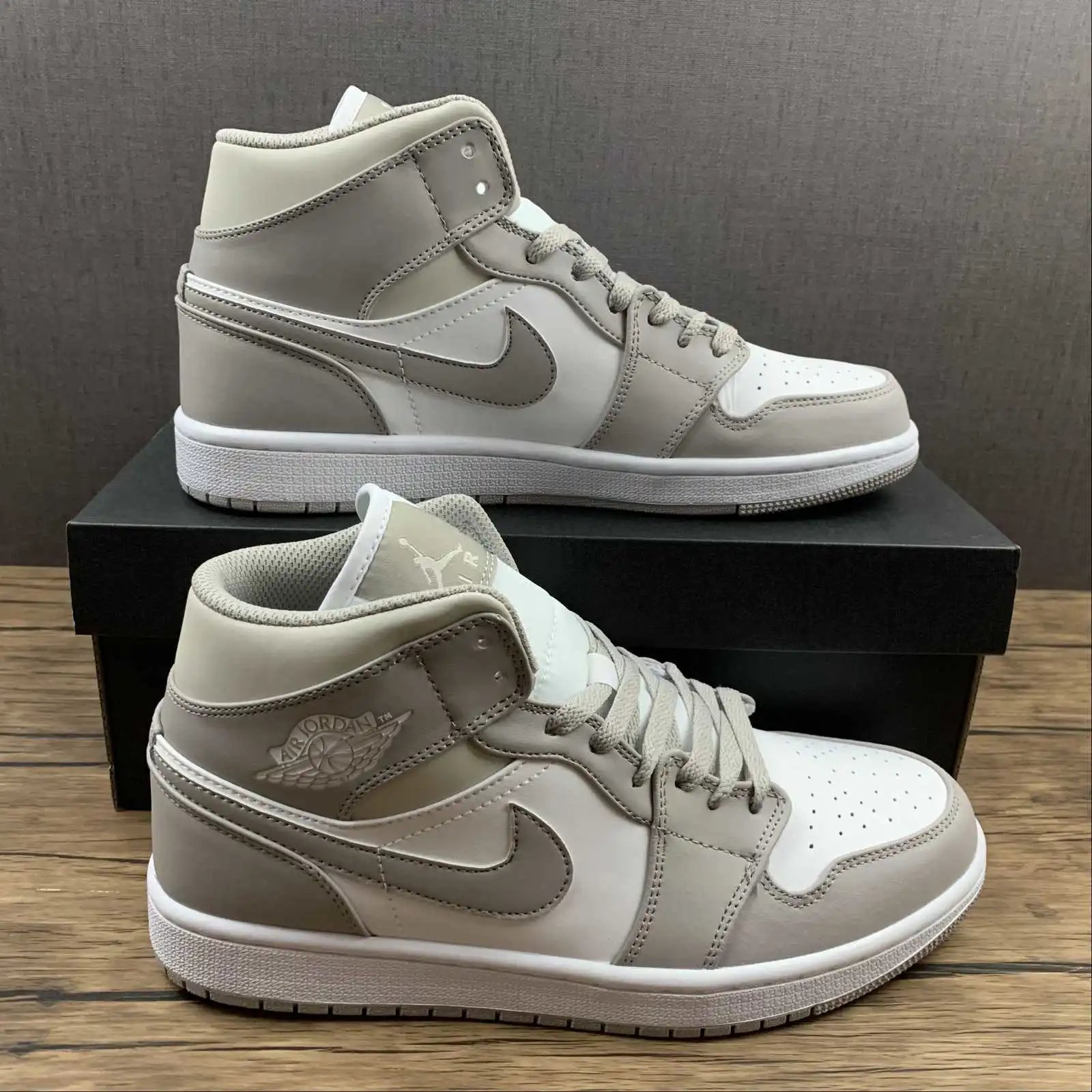 AJ1 Milk Tea Grey