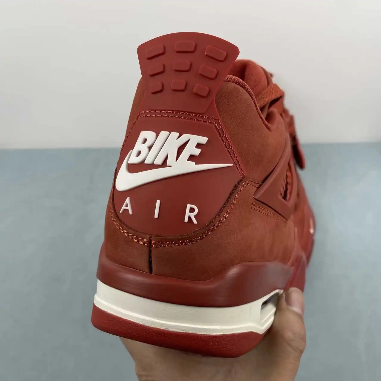 Air Jordan 4 HF4340-800 9