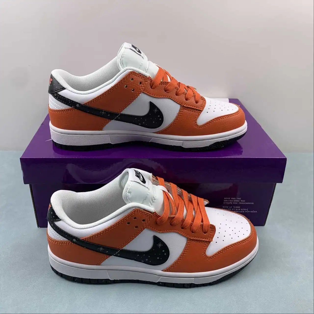 Nike Dunk Low DQ4697-800