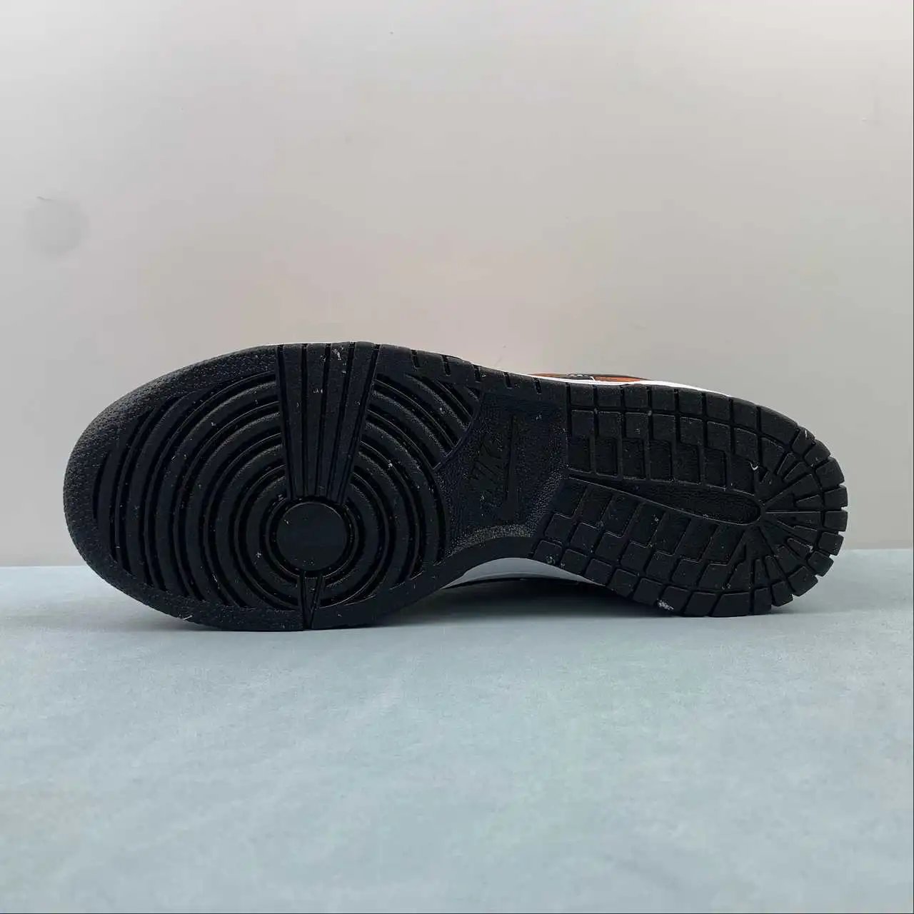 Nike Dunk Low DQ4697-800 12
