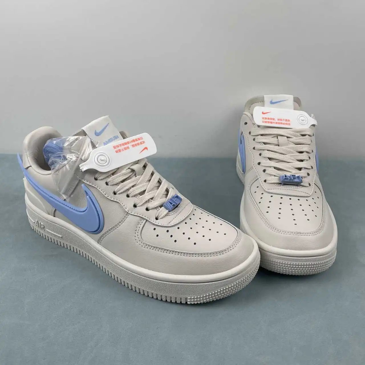 Nike Air Force 1 DV3464-900 thumbnail 2