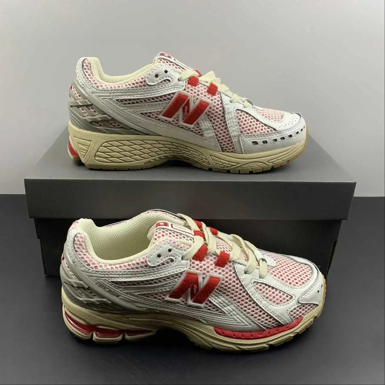 New Balance 1906 M1906RO