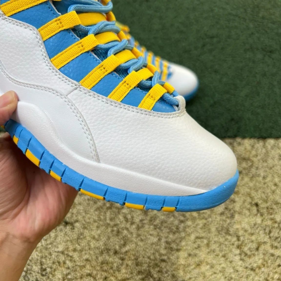 Air Jordan 10 HJ6779-112 thumbnail 4