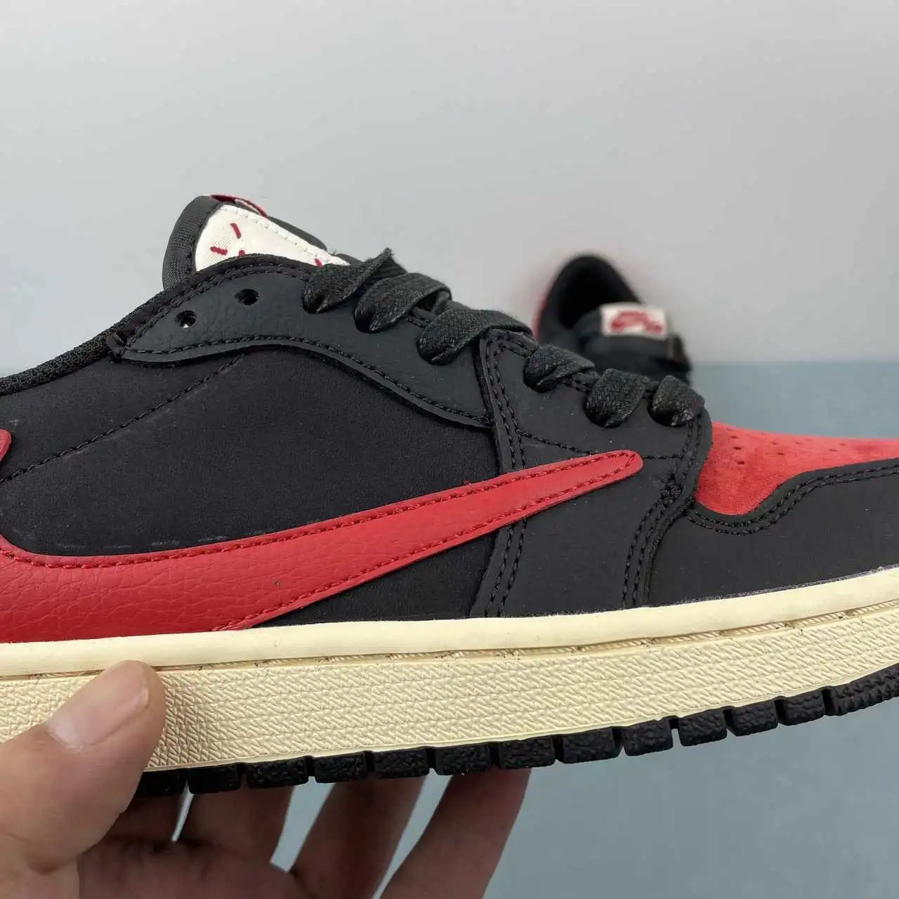 Air Jordan 1 Low DM7866-061 9