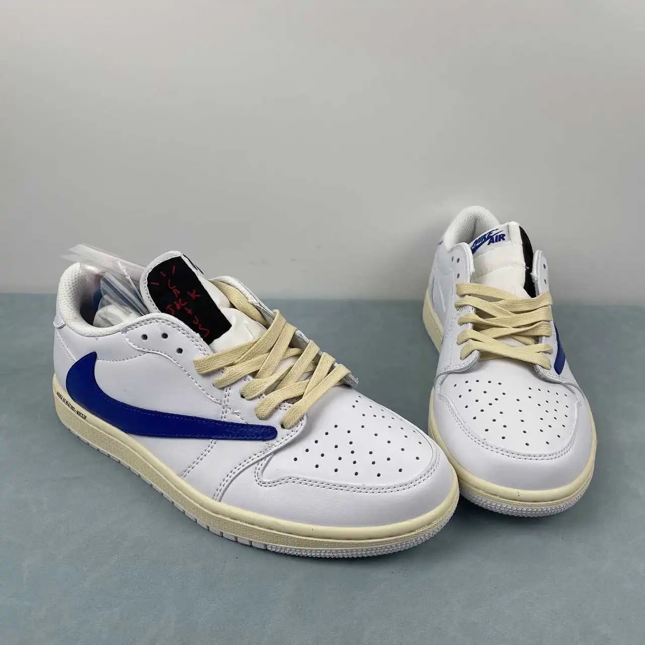 Air Jordan 1 Low DM7866-168 thumbnail 2