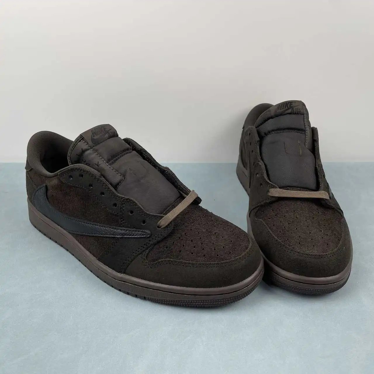 Air Jordan 1 Low DM7866-202 thumbnail 2