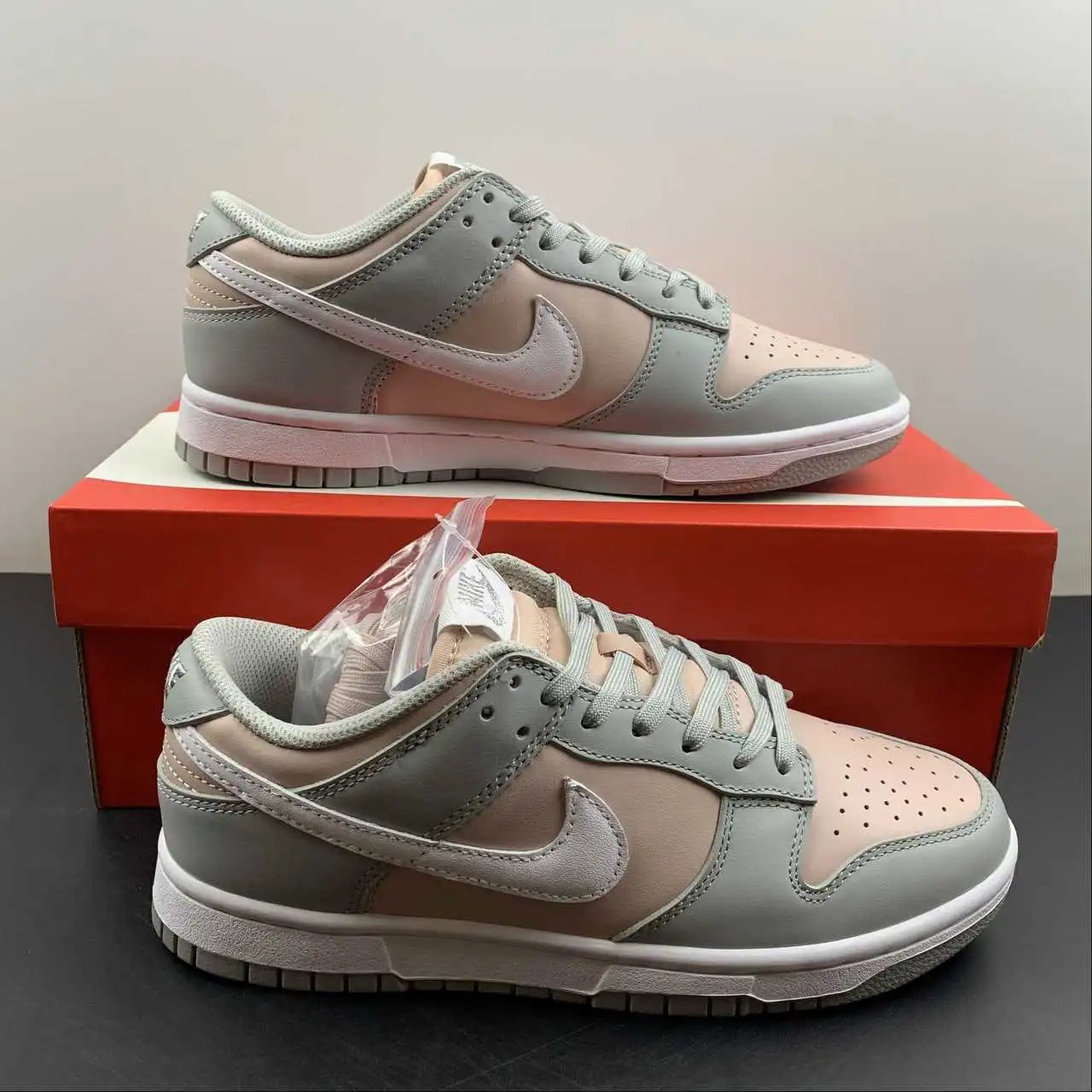Nike Dunk Low DM8329-600