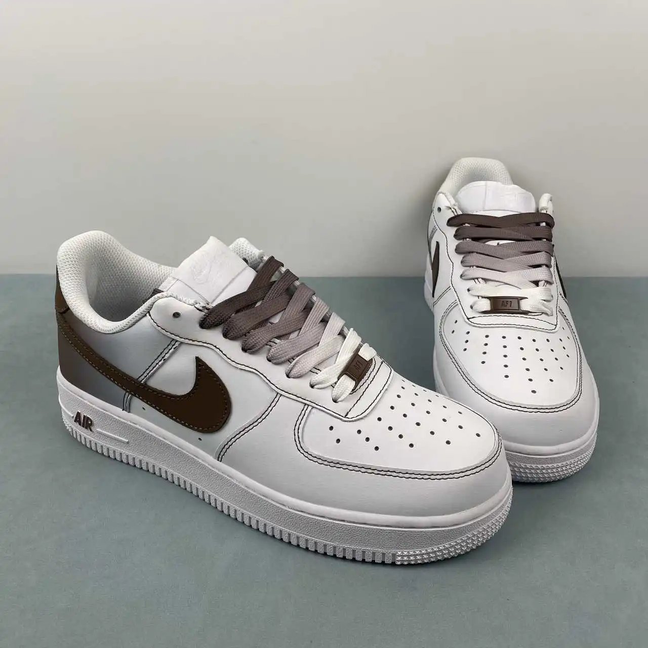 Nike Air Force 1 FN0366-103 thumbnail 2