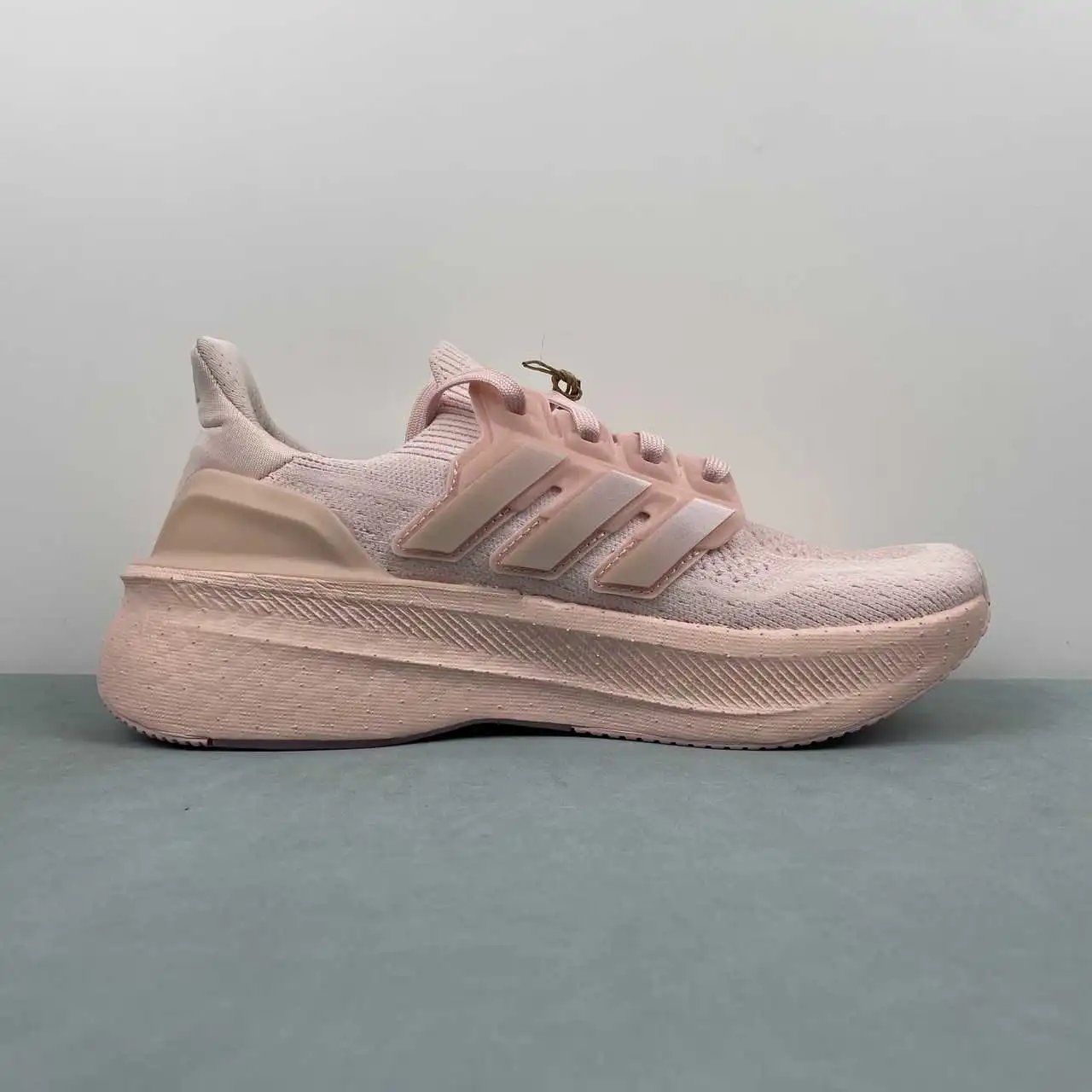 Adidas Ultra Boost 5 UB ID8845 thumbnail 4