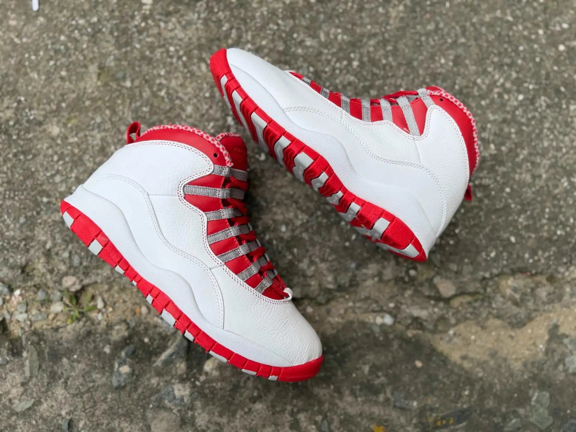 Air Jordan 10 310805-161 thumbnail 3