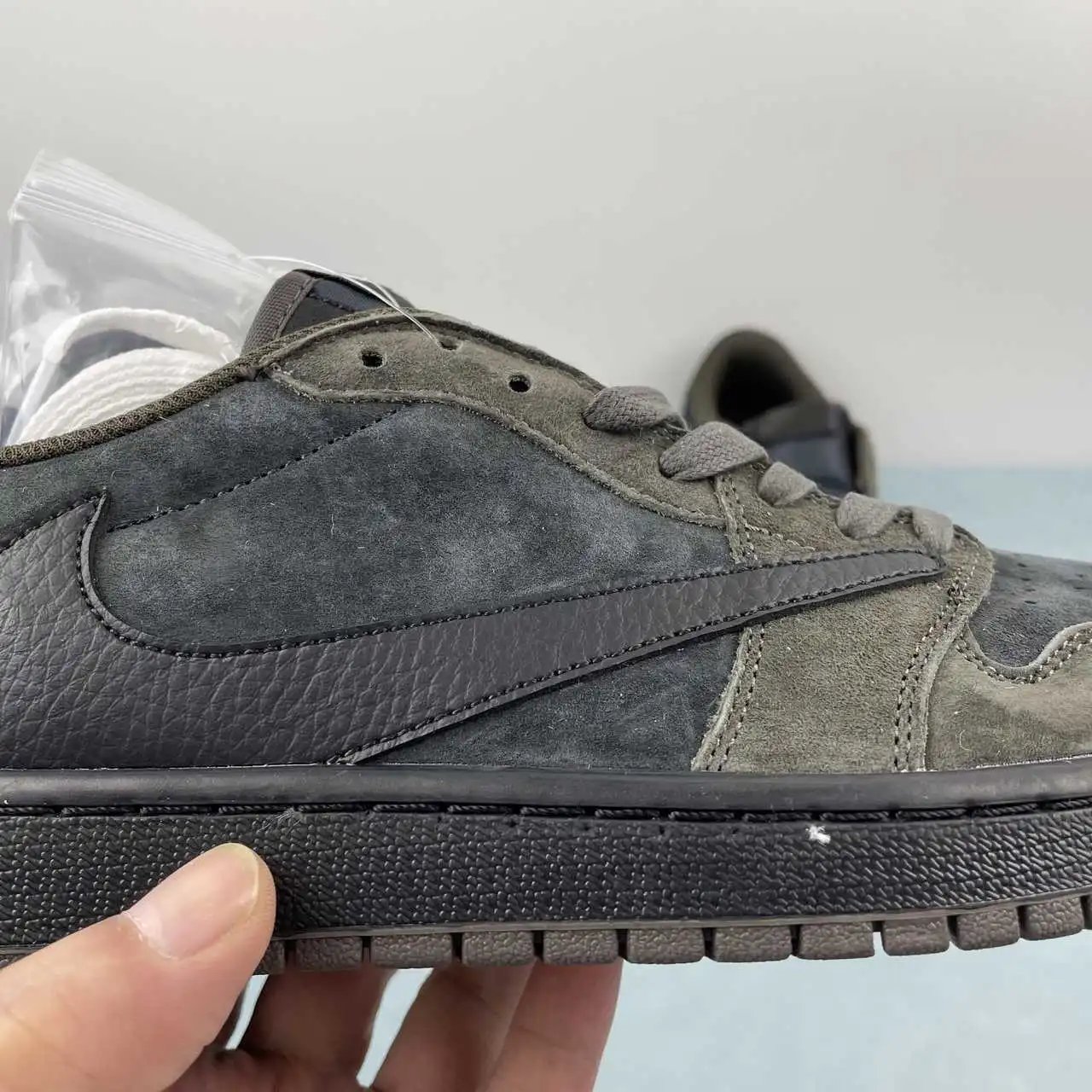 Air Jordan 1 Low CQ4277-111 9