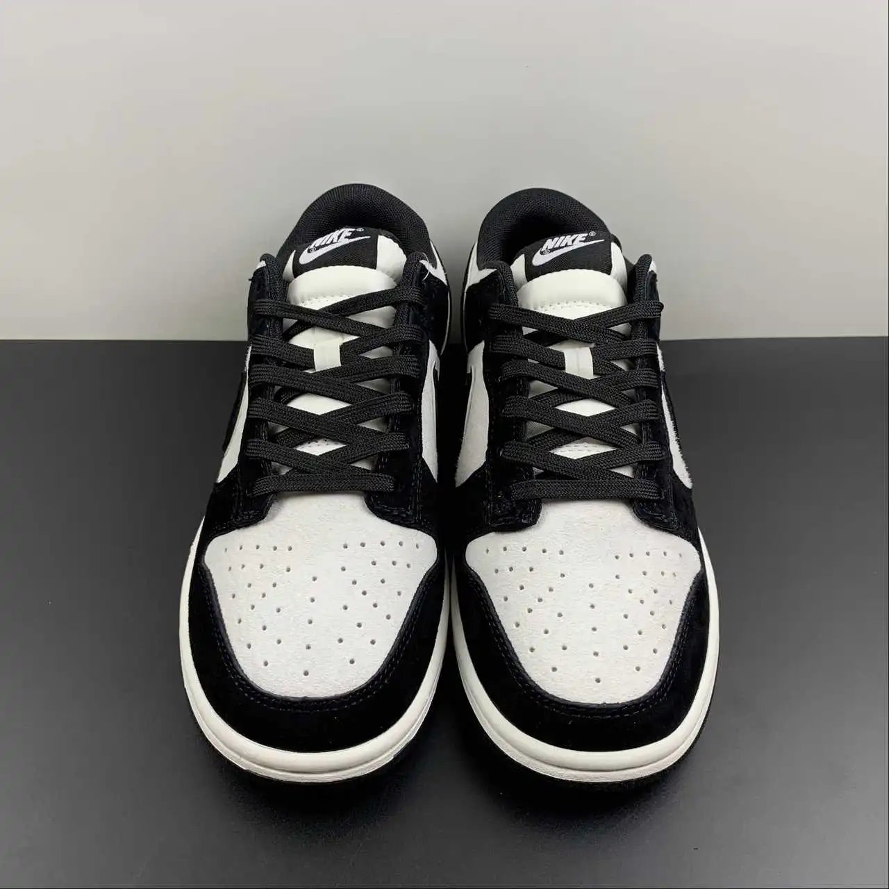 Nike Dunk Low ST1391-100 thumbnail 3
