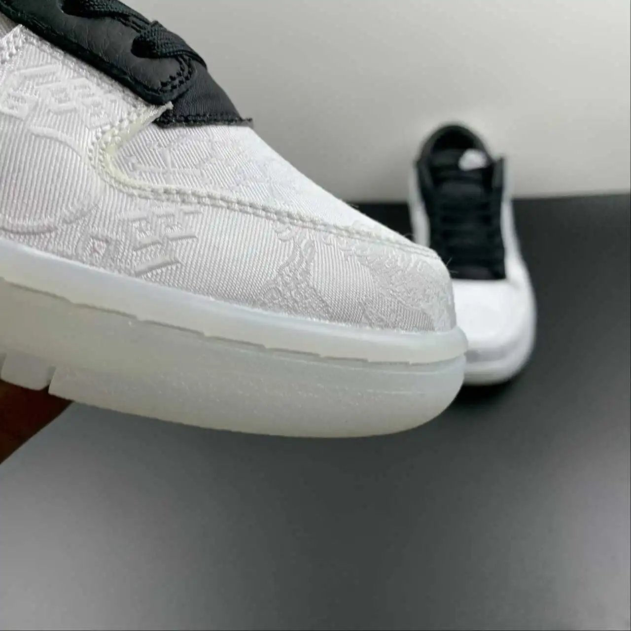 Nike Dunk Low FN0315-110 7