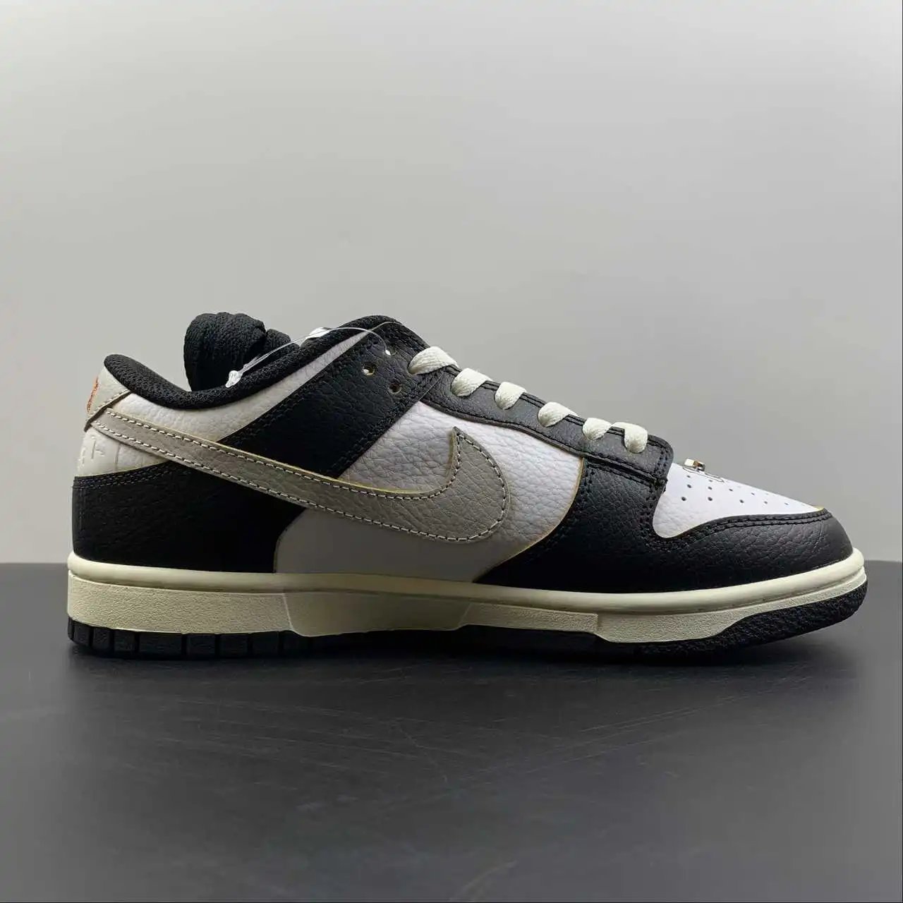Nike Dunk Low FD8775-001 5