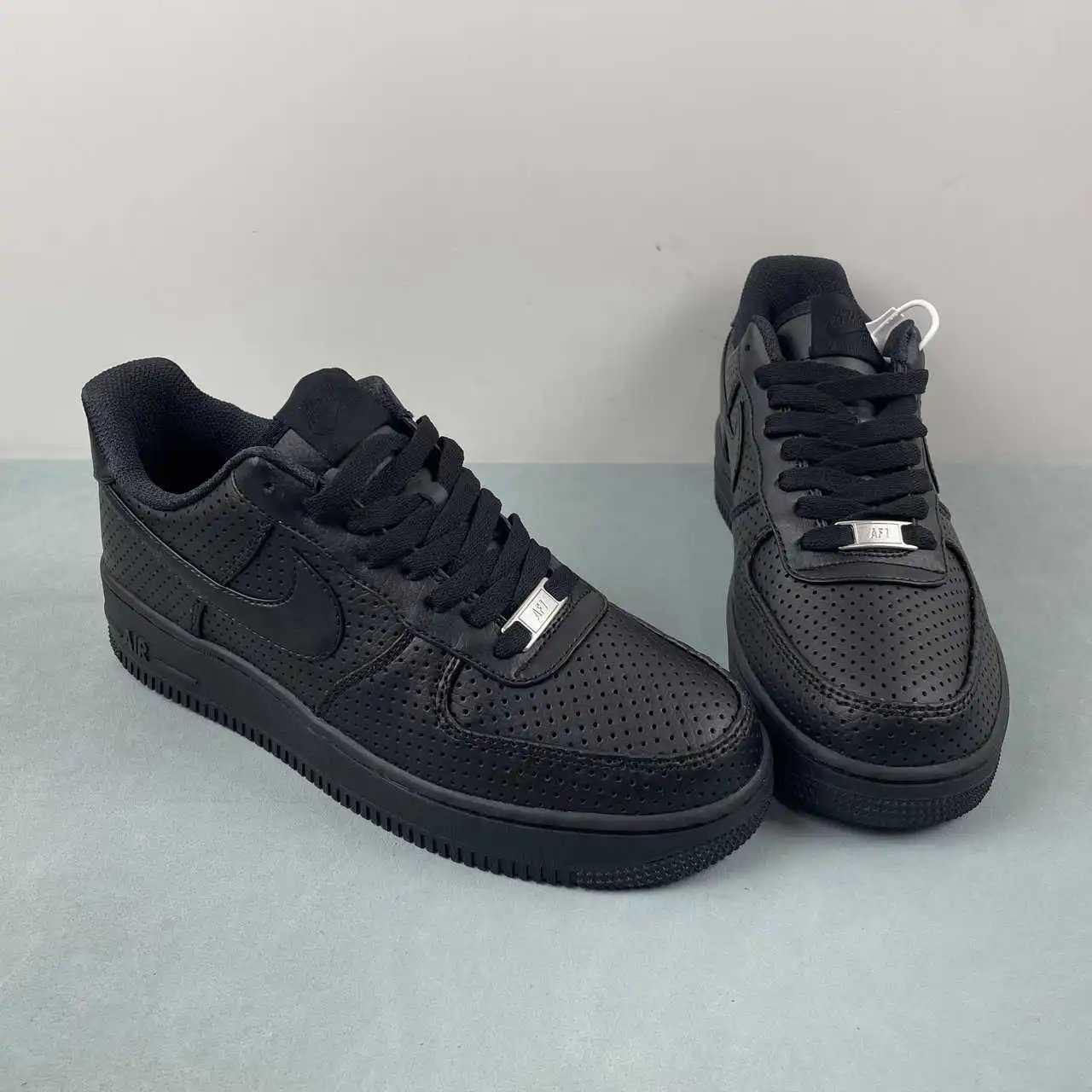 Nike Air Force 1 HF8189-001 thumbnail 2