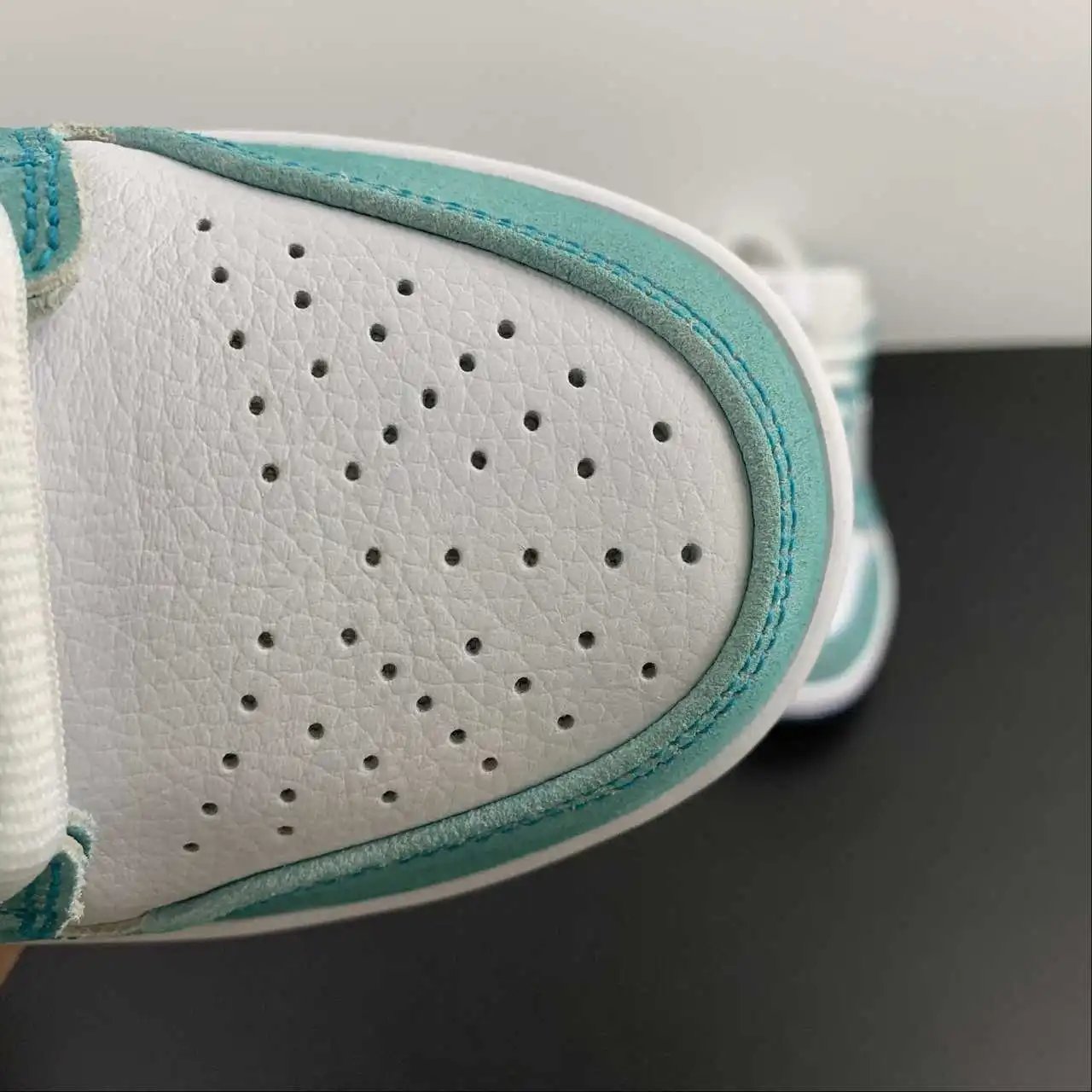 Nike Dunk Low FD2562-400 8