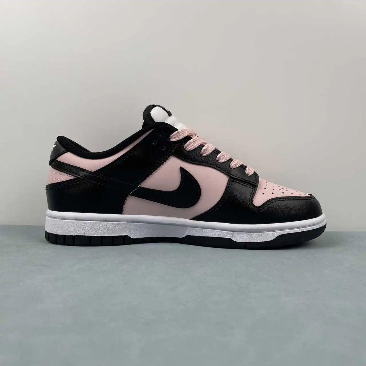 Nike Dunk Low CW1590-100 5