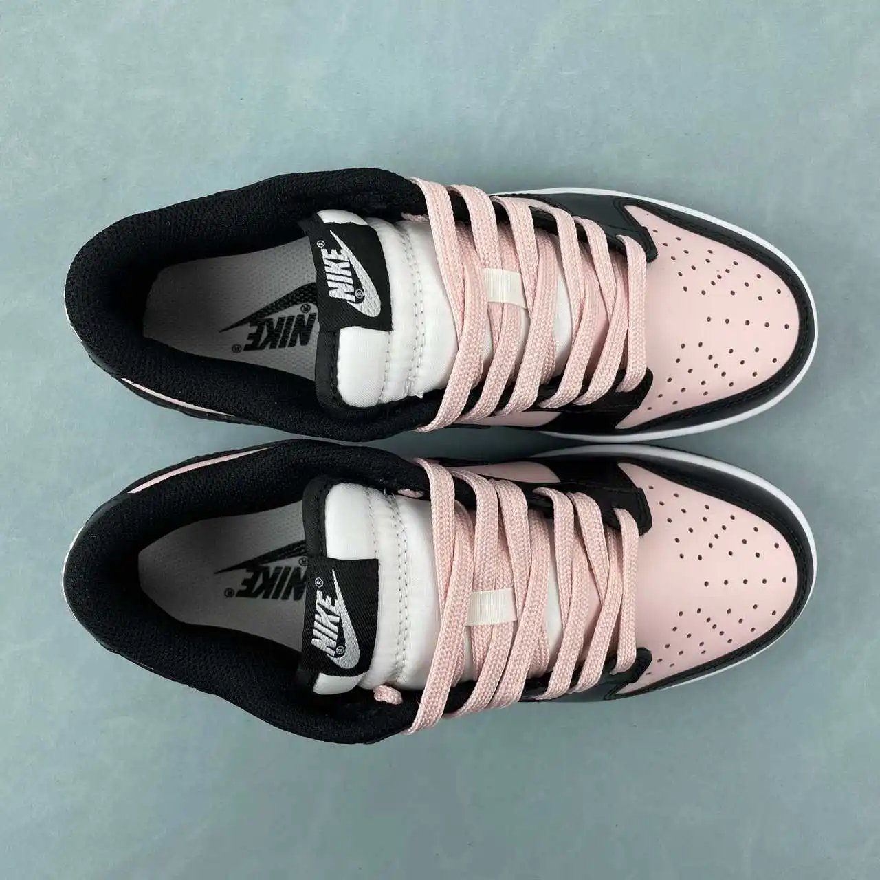 Nike Dunk Low CW1590-100 9