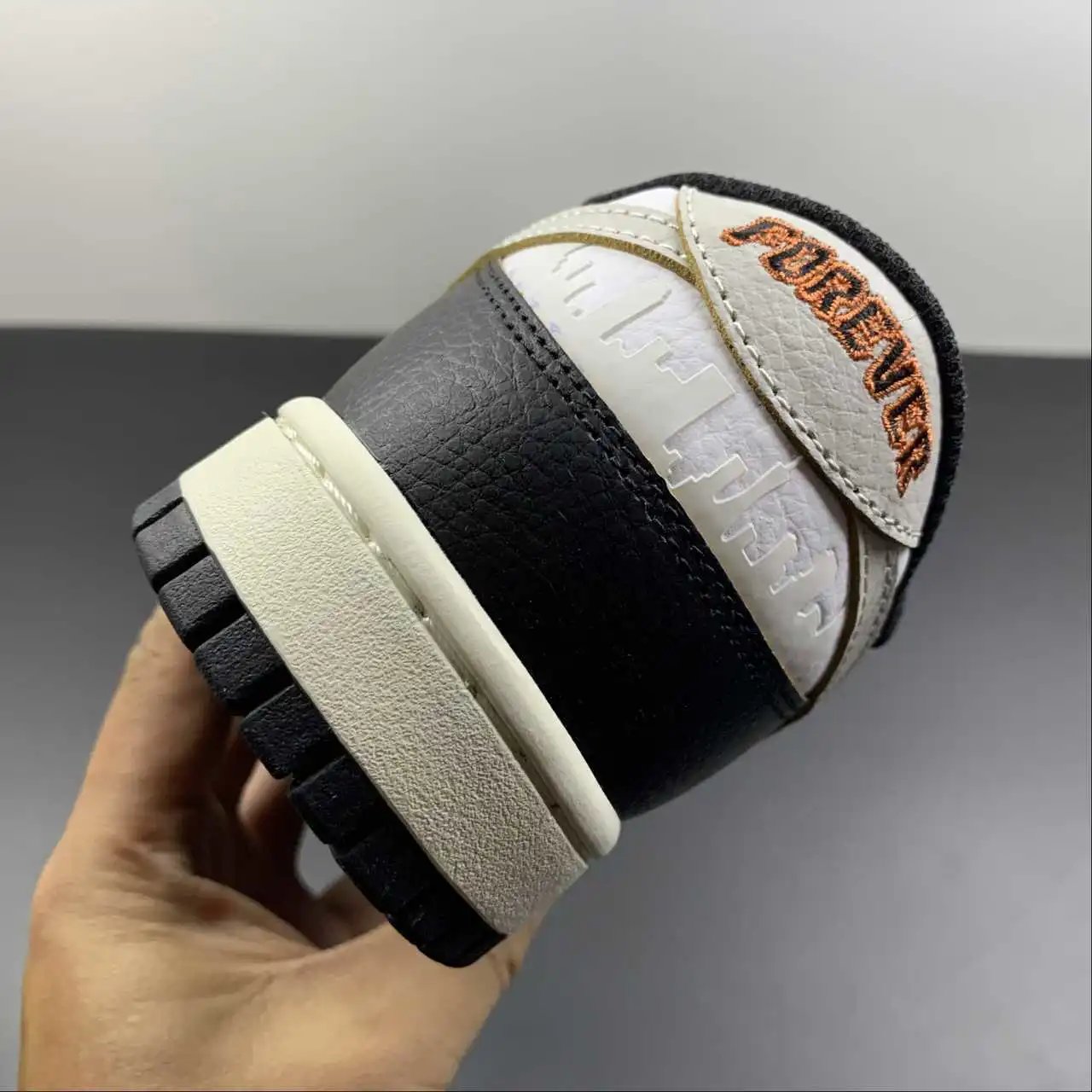 Nike Dunk Low FD8775-001 10
