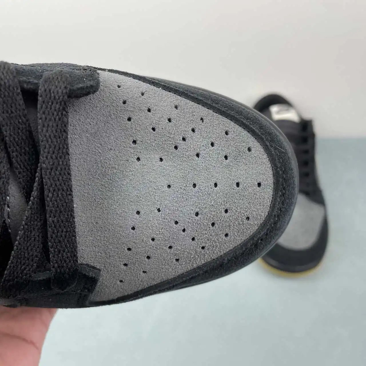Nike Dunk Low HQ1931-001 8