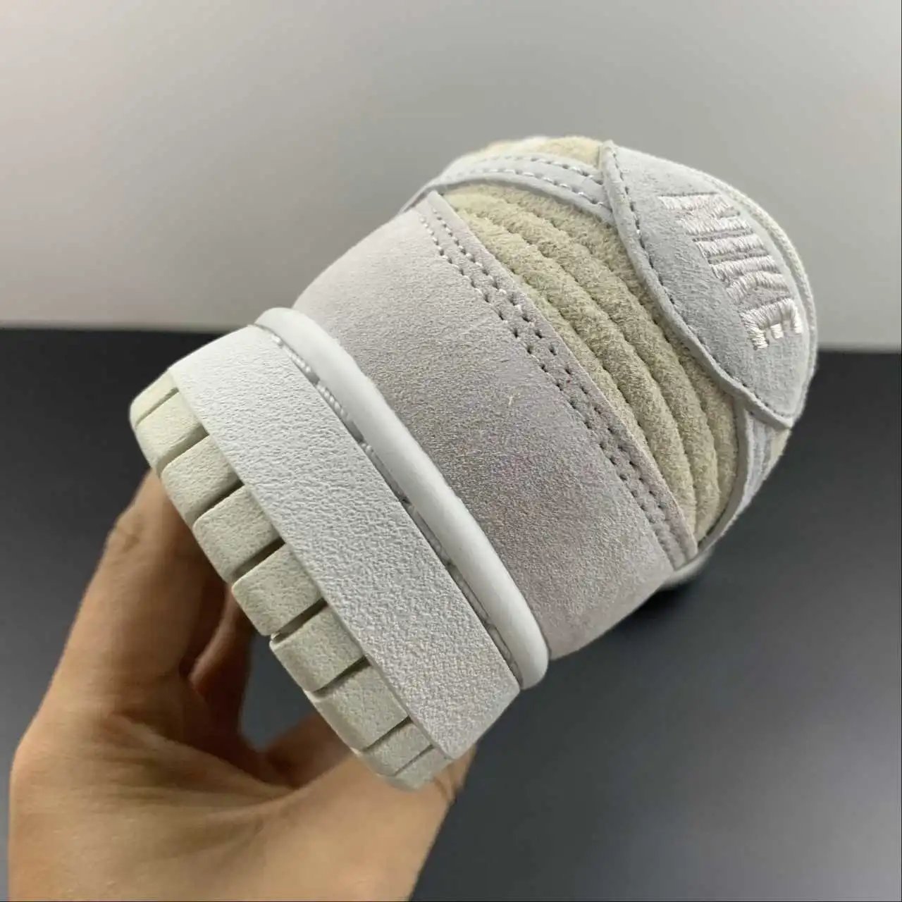 Nike Dunk Low DD8338-001 10