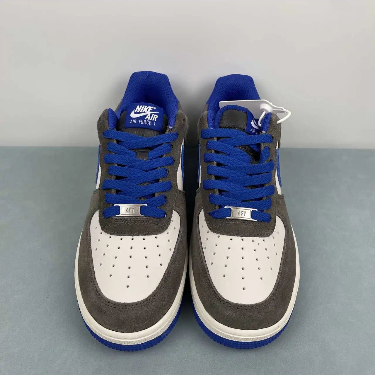 Nike Air Force 1 FQ8714-200 thumbnail 3