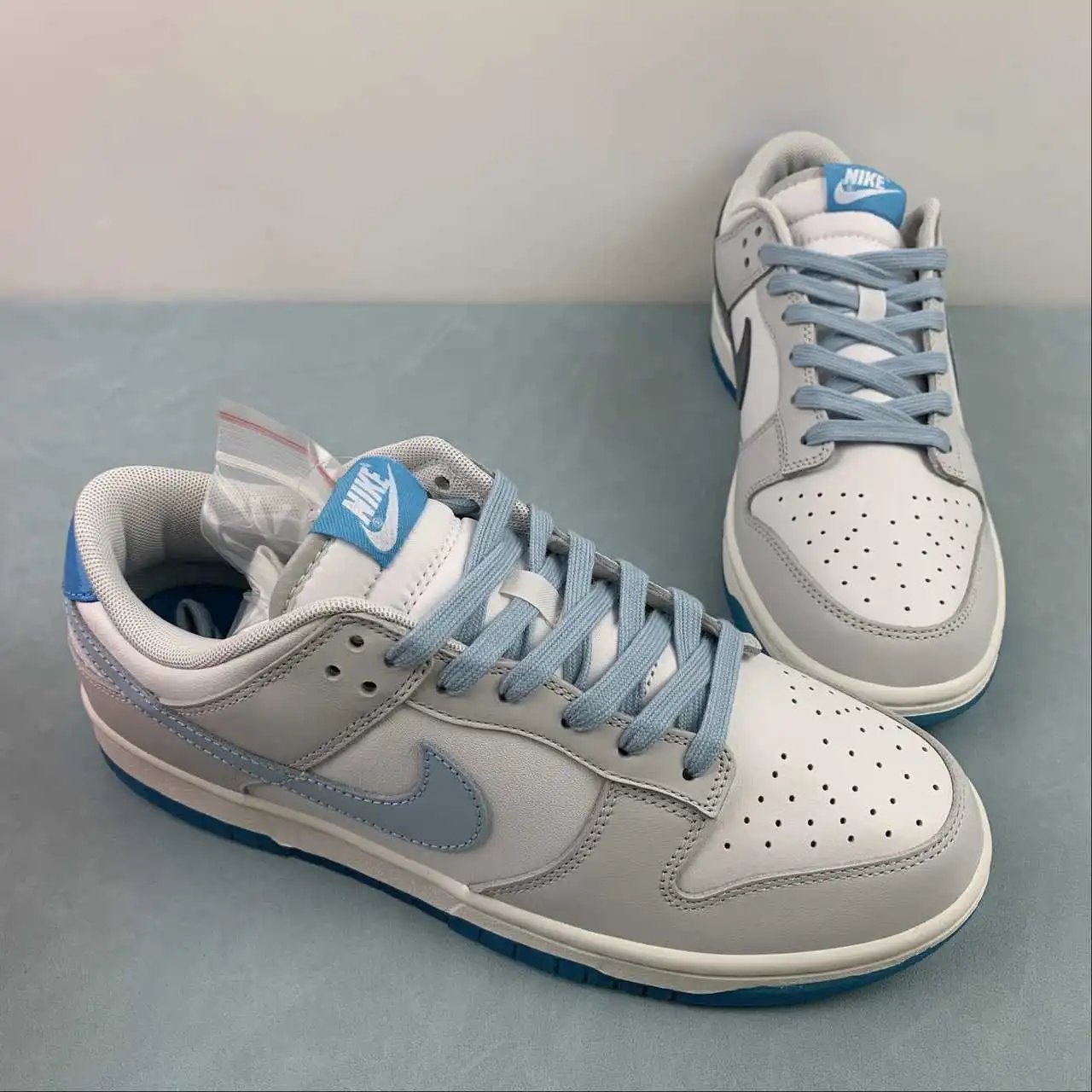 Nike Dunk Low FN3433-141 thumbnail 2