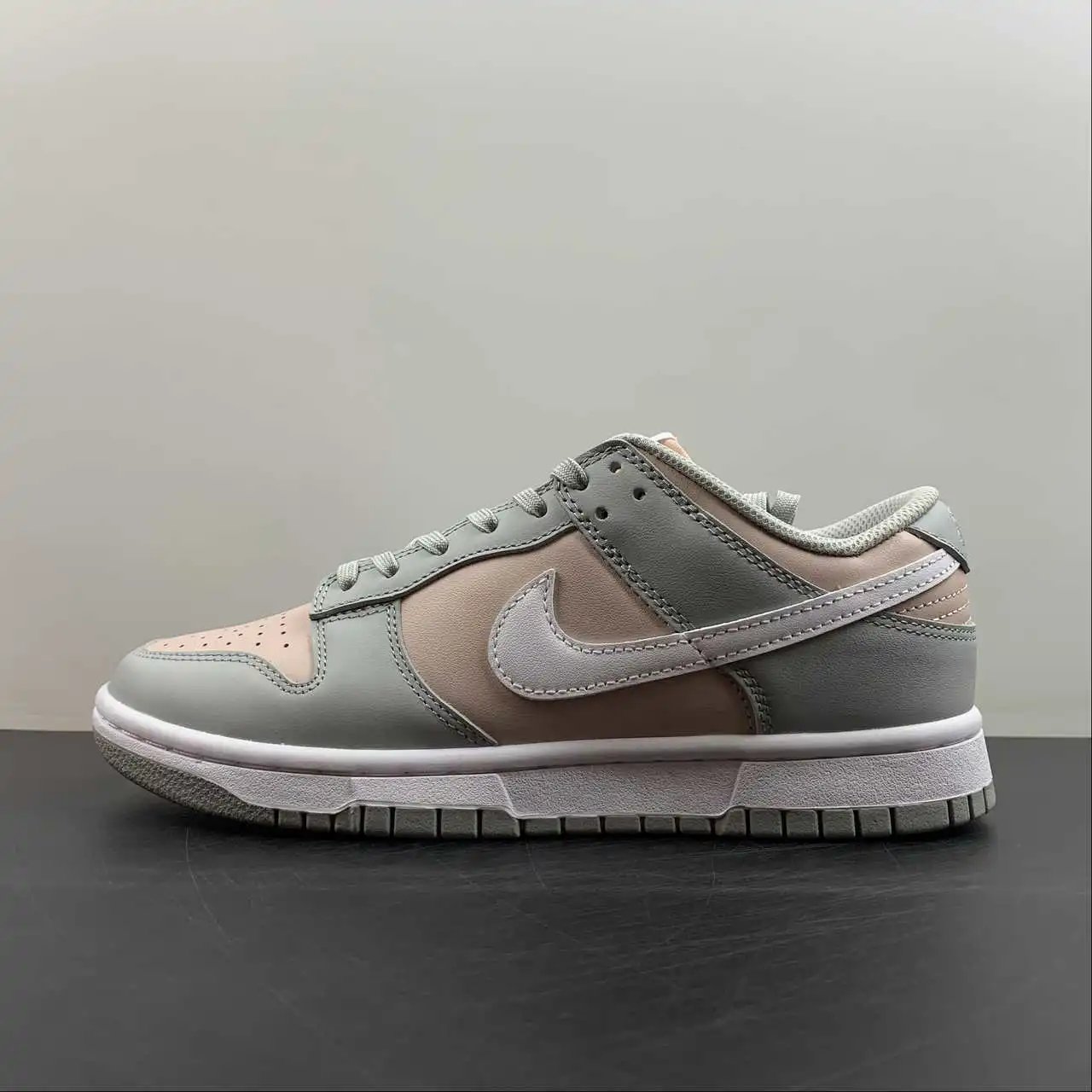Nike Dunk Low DM8329-600 thumbnail 4
