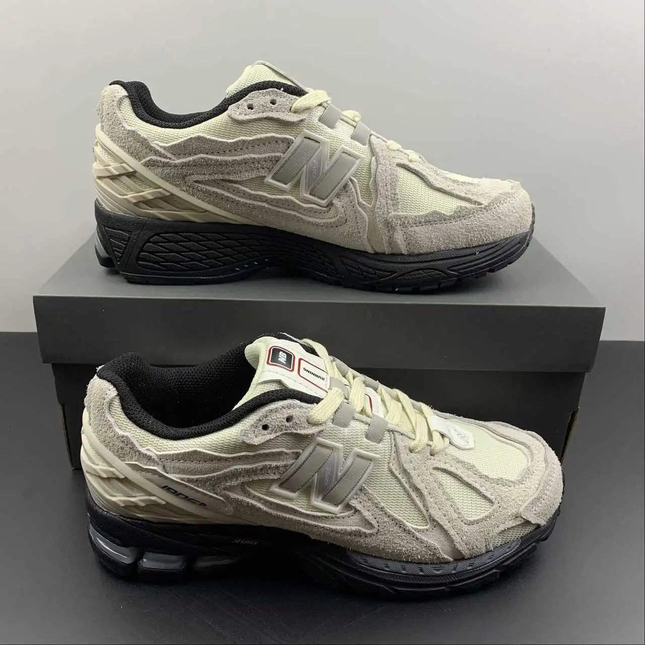 New Balance 1906 M1906DB