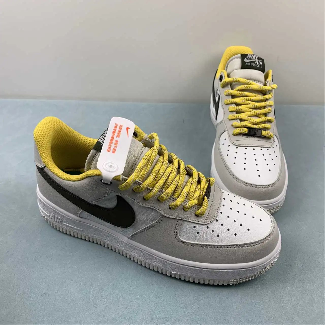 Nike Air Force 1 FV3628-031 thumbnail 2