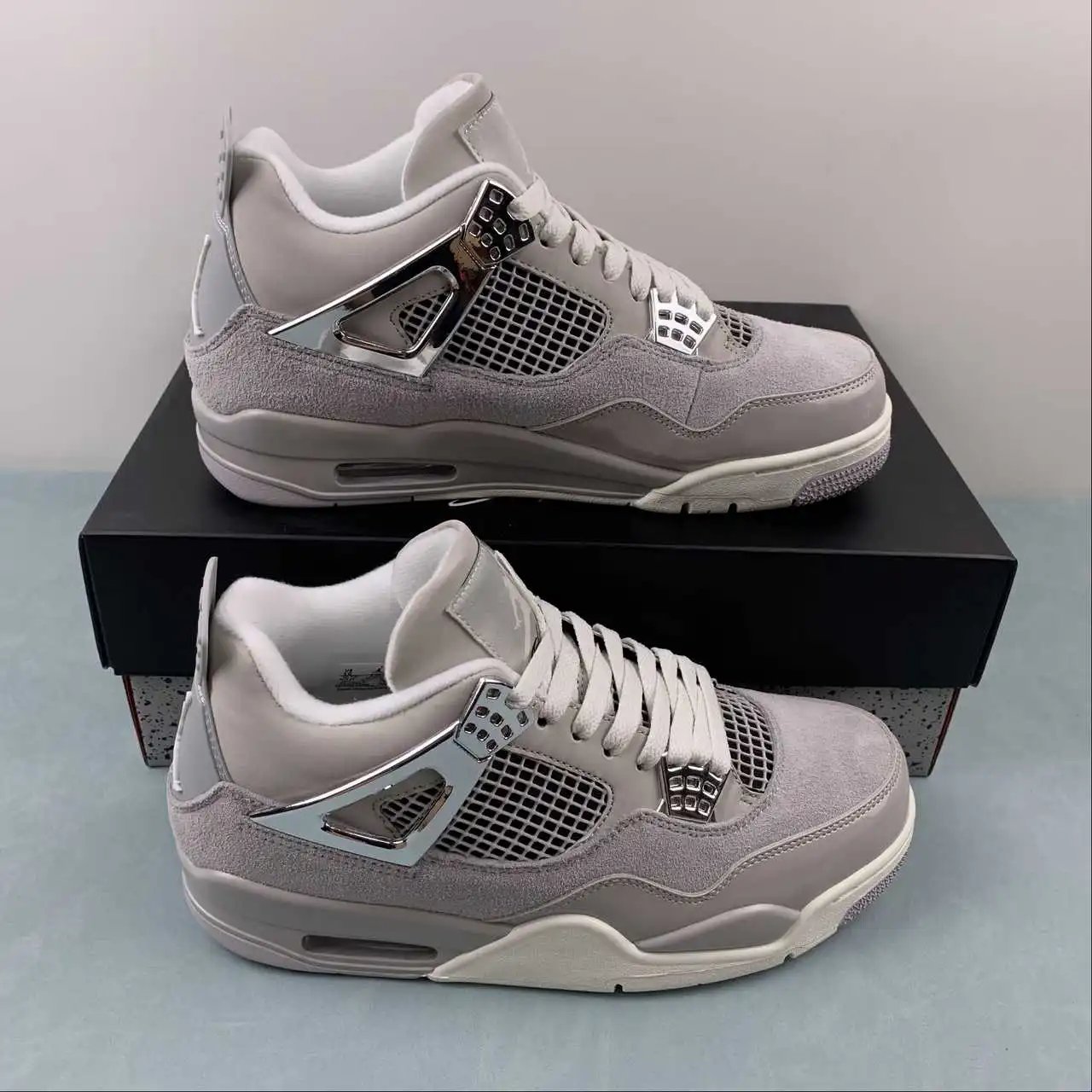 Air Jordan 4 AQ9129-001
