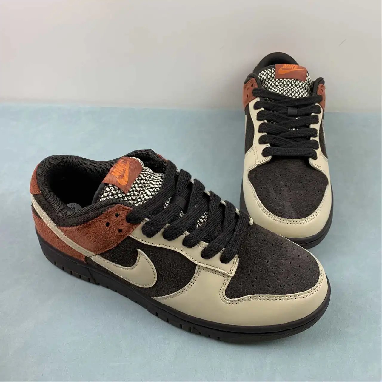 Nike Dunk Low FV0395-200 thumbnail 2