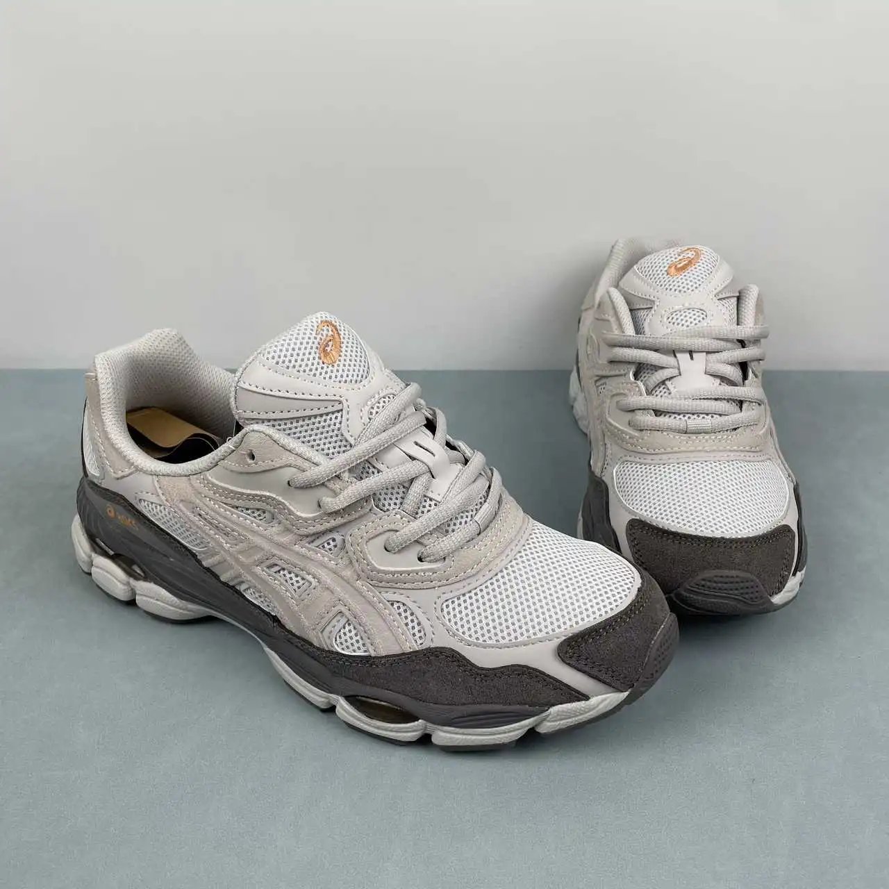 Asics CEL-NYC 1203A383-026 thumbnail 2
