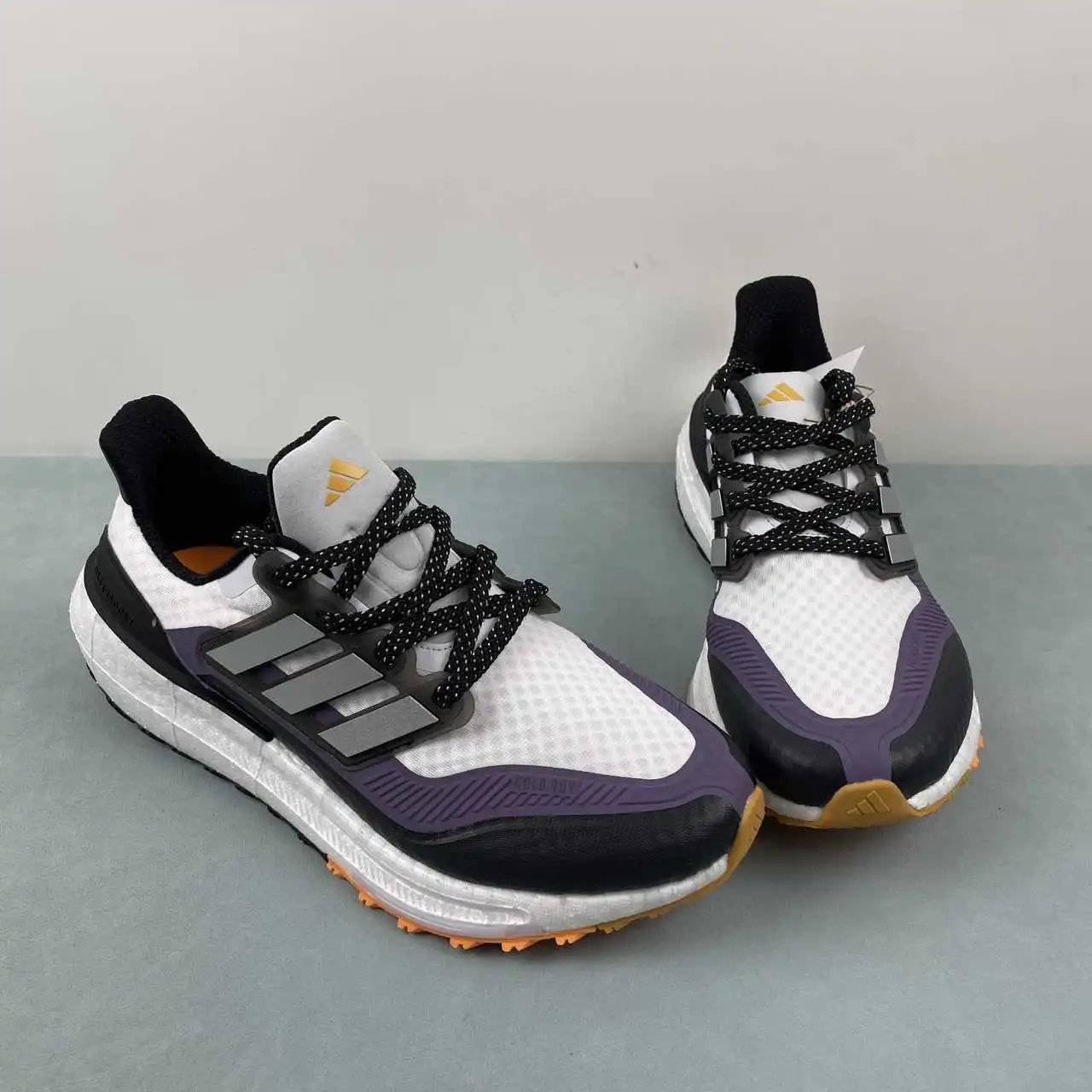 Adidas Ultra Boost Light UB IE1678 thumbnail 2