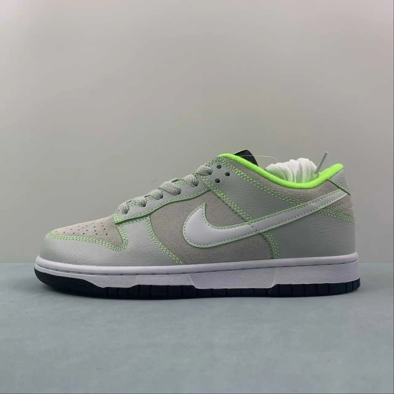 Nike Dunk Low FQ7260-001 thumbnail 4
