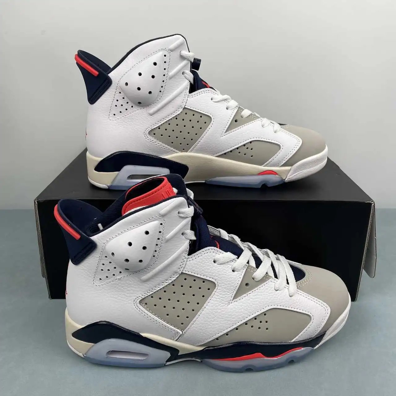Air Jordan 6 OG**
