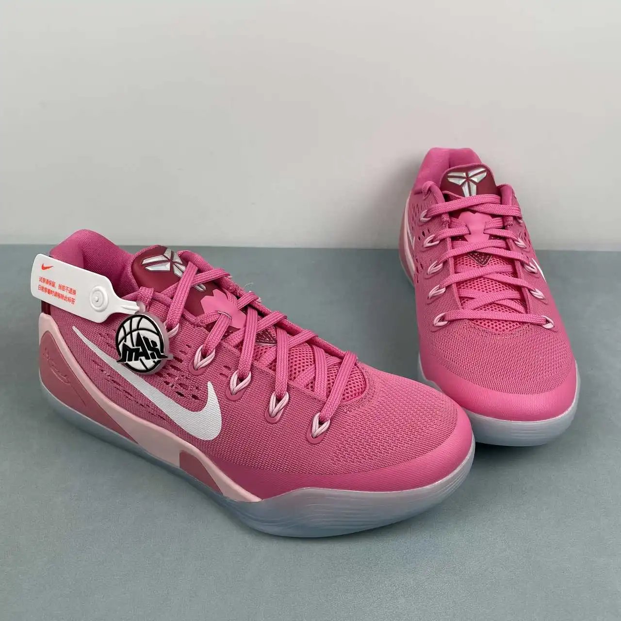 Nike KoBe HQ4995-600 thumbnail 2