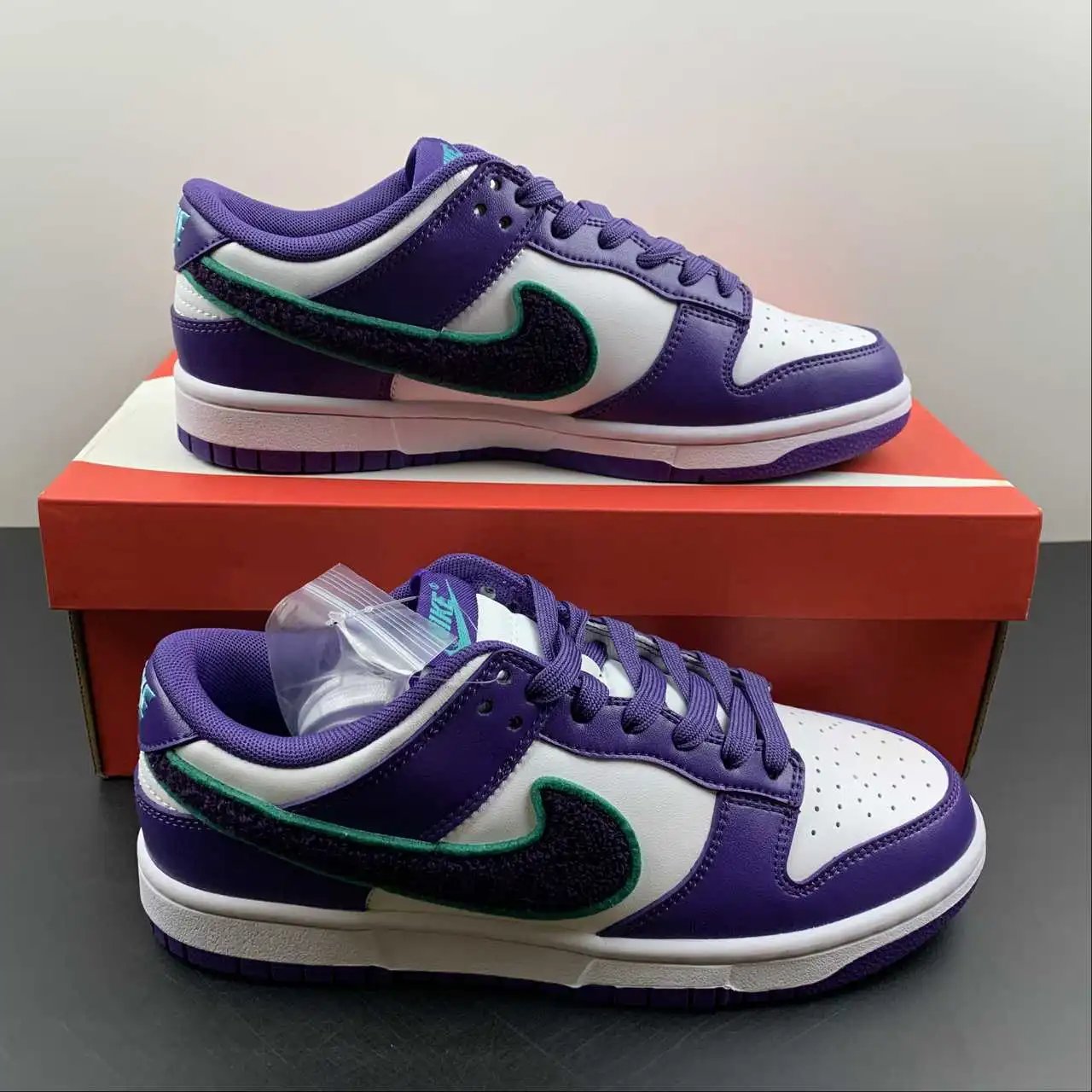 Nike Dunk Low DQ7683-100