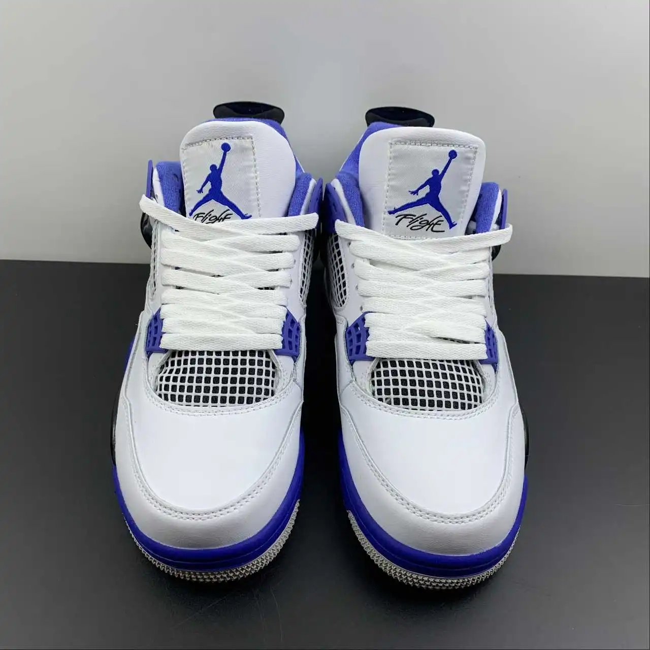 Air Jordan 4 308497-117 thumbnail 4