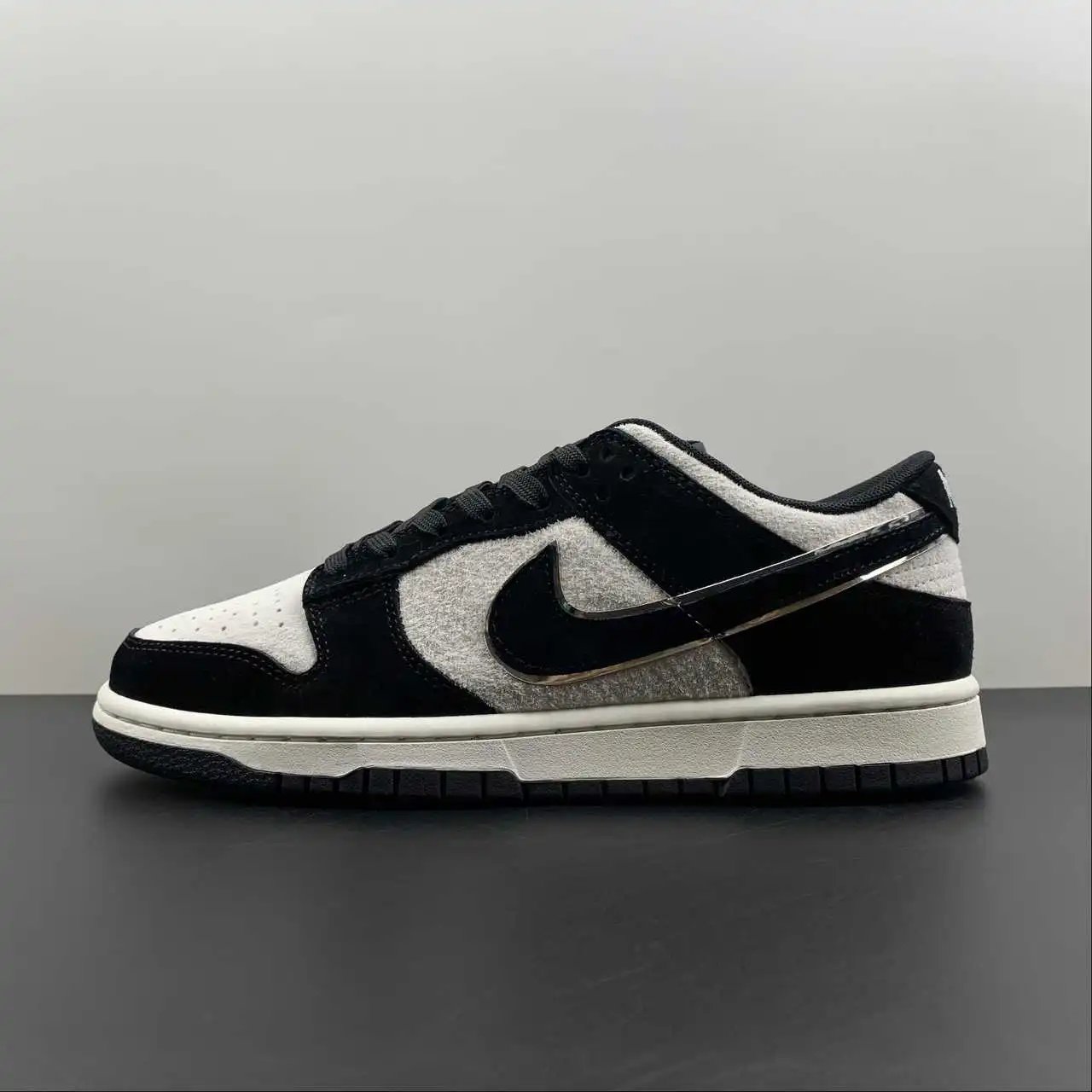 Nike Dunk Low ST1391-100 thumbnail 4