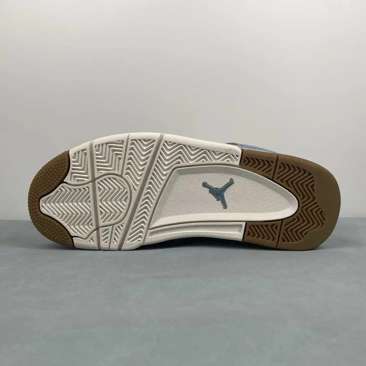 Air Jordan 4 IB6716-100 11