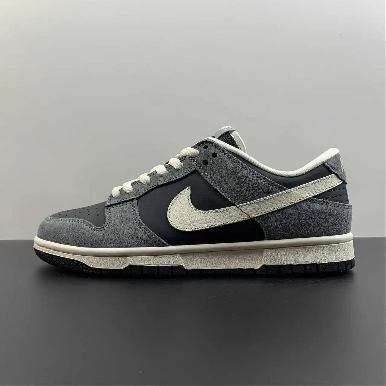 Nike Dunk Low 304714-004 thumbnail 4